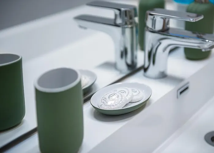 Brates Greaca Πανσιόν